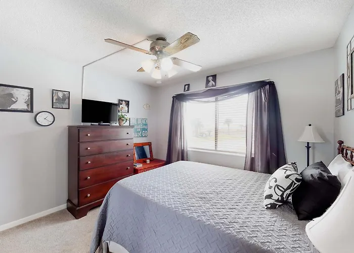 Oceanfront At Plantation East - Shared Pools Hot Tubs Tennis Ac & Wifi Holiday home Gulf Shores