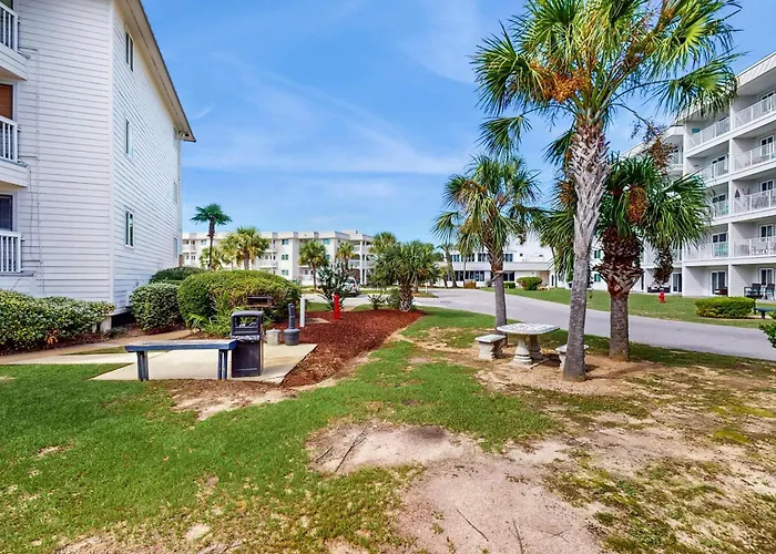 Oceanfront At Plantation East - Shared Pools Hot Tubs Tennis Ac & Wifi Holiday home Gulf Shores