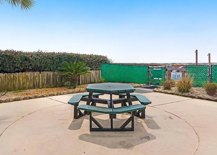 Holiday home Oceanfront At Plantation East - Shared Pools Hot Tubs Tennis Ac & Wifi *